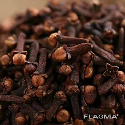 Cloves spices